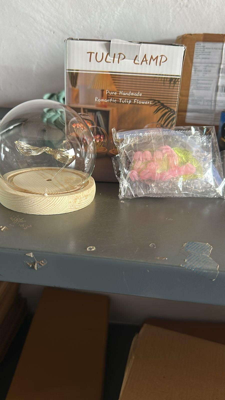 LUMINA BLOOM – Artisanal Touch-Activated Table Luminaire