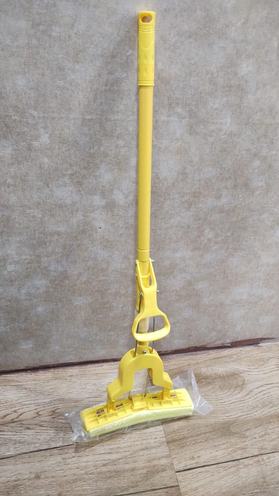 LuxeMop Royale Squeeze Sponge Mop