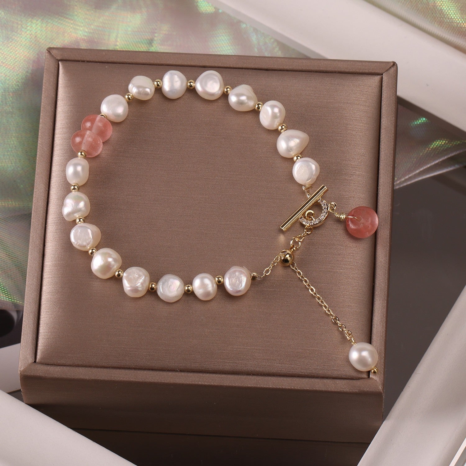 Vela Pearl Adjustable Bracelet